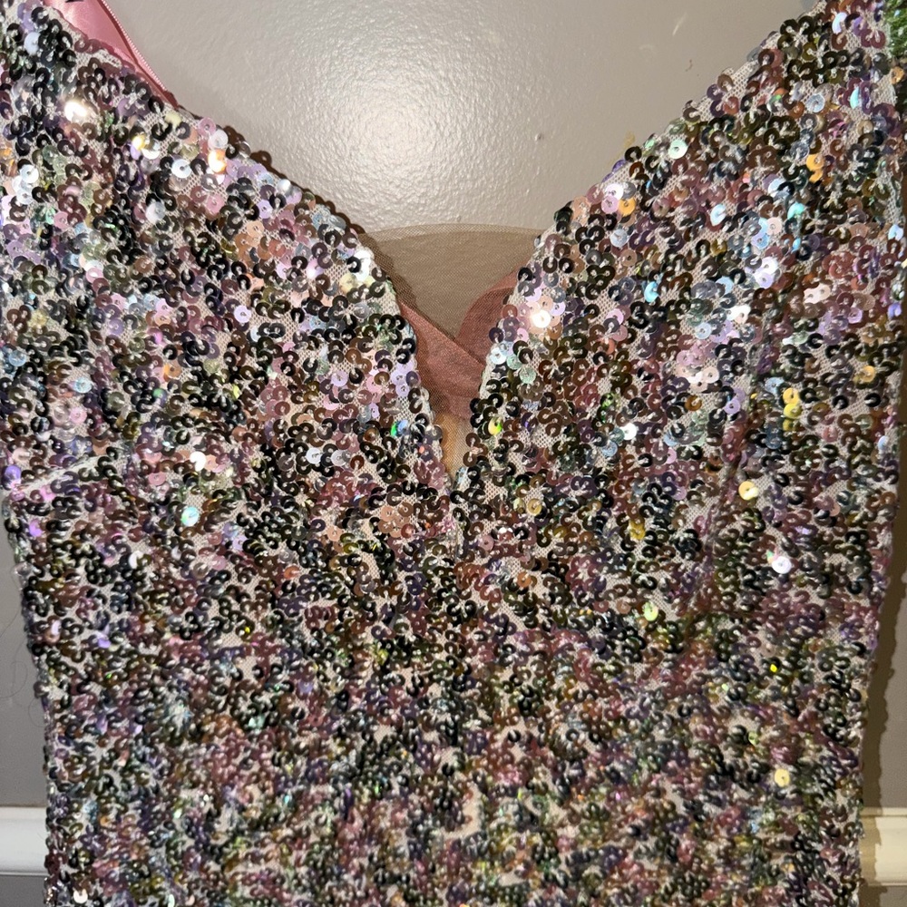 BELLA BARNETT Bead Straps Sequin Mini Dress Birthday Sexy Deep V Size Med - Picture 5 of 10